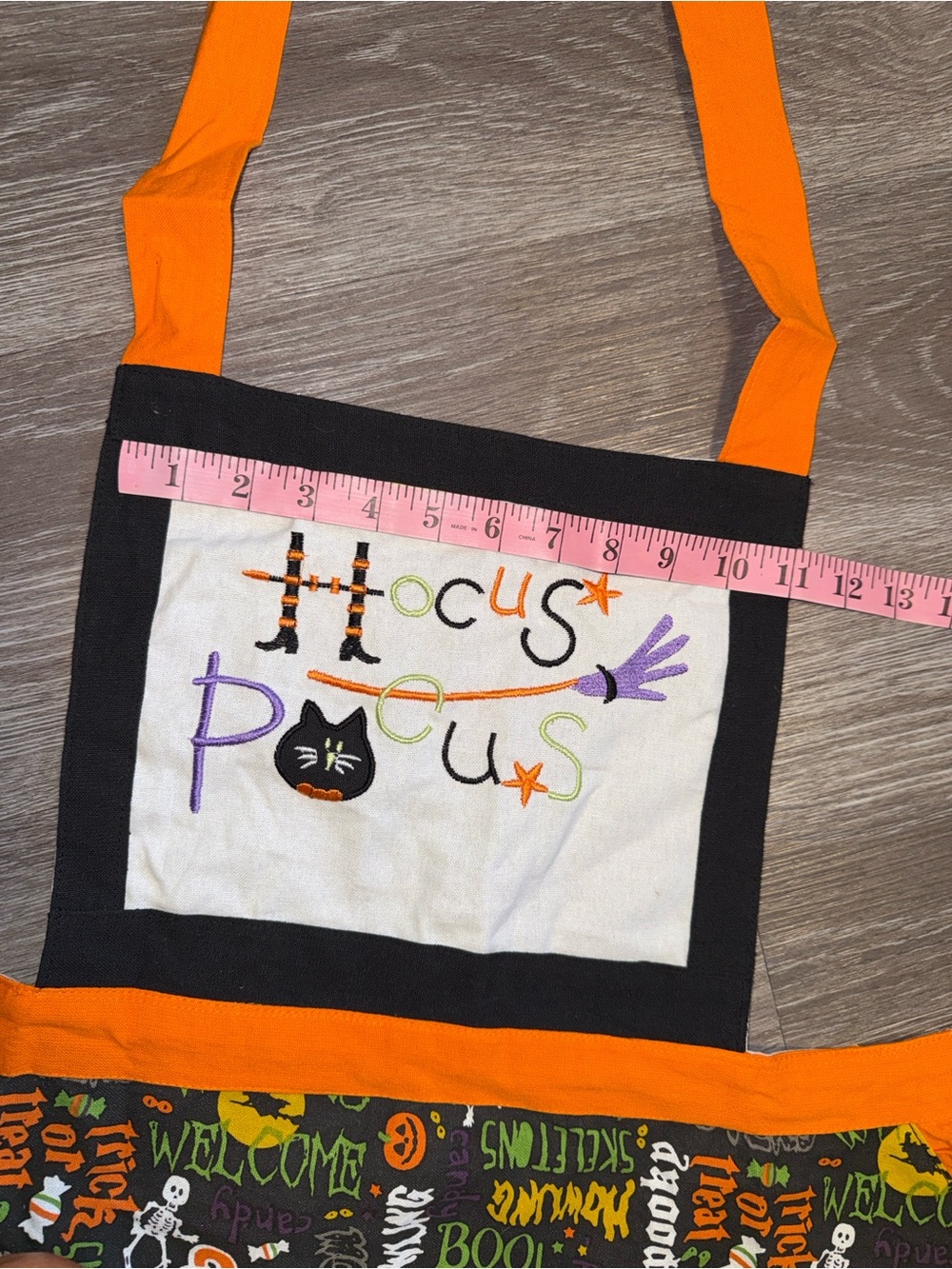 Halloween 'Hocus Pocus' Stitched Apron with Orange Trim - Picture 3 of 7